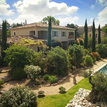 Le Mas De Cink Saint-Saturnin-les-Apt Room photo