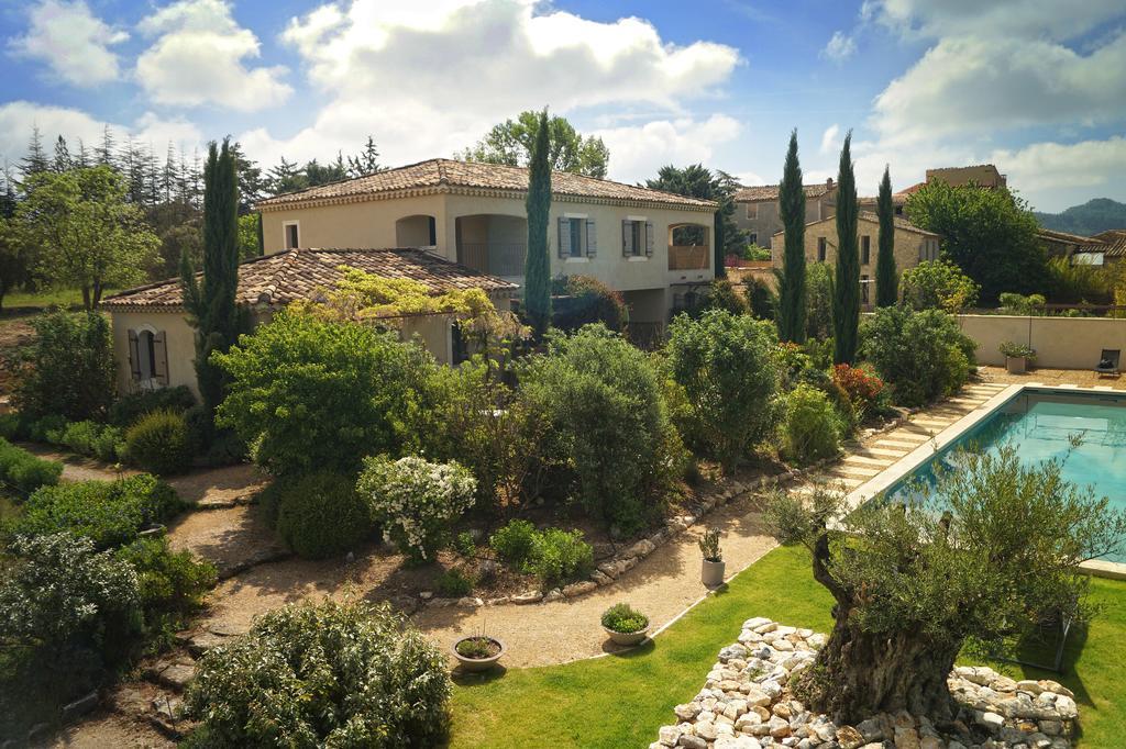 Le Mas De Cink Saint-Saturnin-les-Apt Room photo